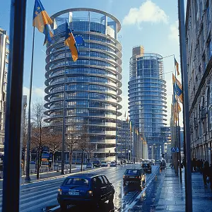 济南大学潘冉冉简介